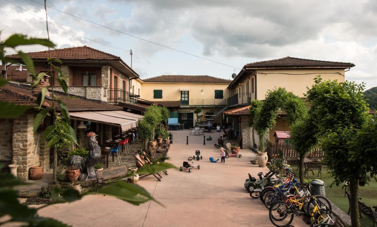 Agriturismo Gallo Cortemilia Kültér fotó