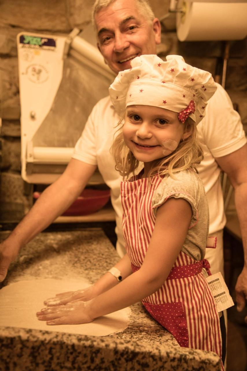 Agriturismo Gallo Cortemilia Kültér fotó